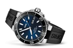 Oris 01 752 7733 4135-07 4 24 64EB — product photograph published by Oris